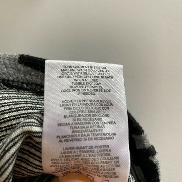 Pippa And Julie Girls Black Gray Chevron Zipper Raglan Sleeve Blouse Top 7 - Picture 6 of 8